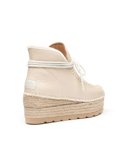 Bota baja en bost crudo Creta