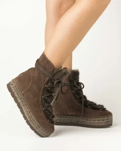 Botin con pelo en serraje testa Merce Doble