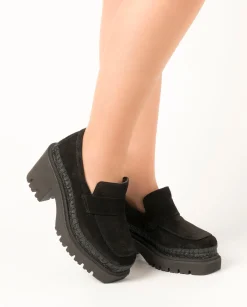 Mocasín de tacón en serraje negro Panteta