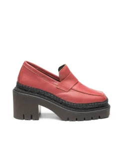 Mocasín de tacón en velvet burdeos Panteta