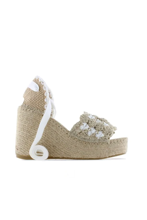 Sandalia cintas en ganchillo fluor blanco