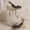 Sandalia en serraje kaki Clavel