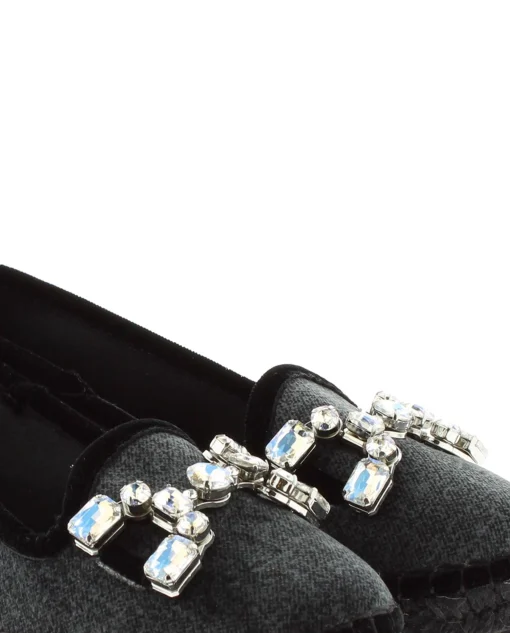 Slipper adorno en terciopelo negro Pitiusa