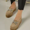 Slipper detalle en terciopelo arena Merce Doble