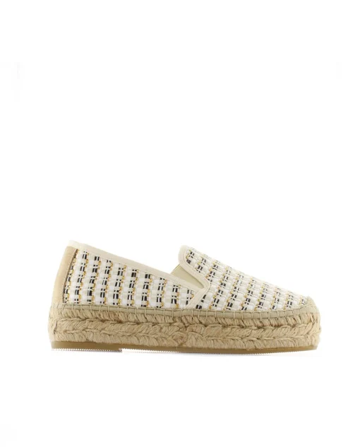 Slipper en Chanel Chic crudo Merde Doble